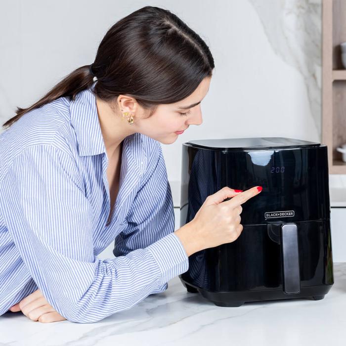 Bild 3, BLACK+DECKER Air Fryer Svart 5L 1450W Svart