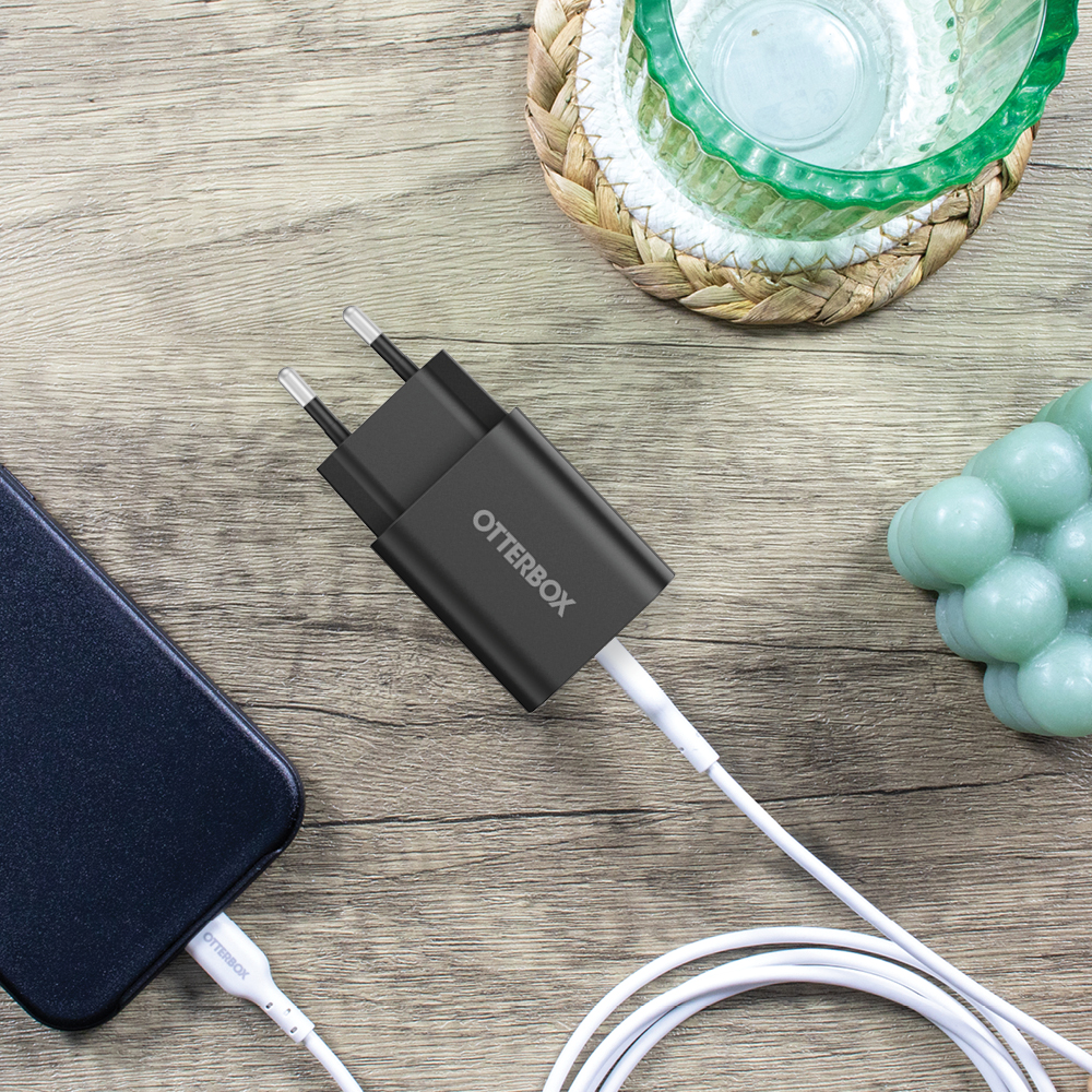 OtterBox 20W PD USB-C Väggladdare Svart