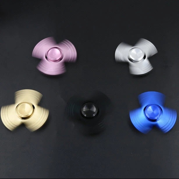 Fidget Spinner Trio Metall - Svart